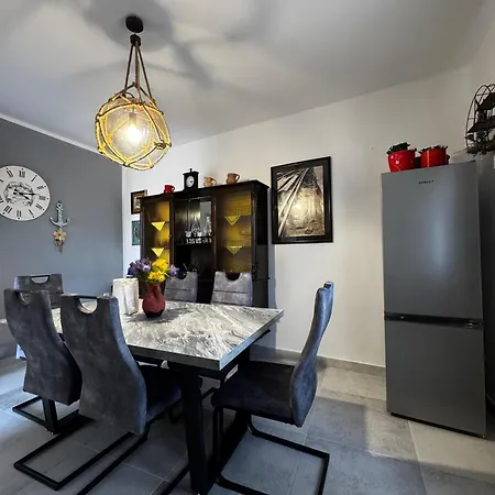 Nonno Bozo 2 Apartment *